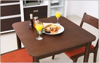 HOME�������˥󥰥ơ��֥�