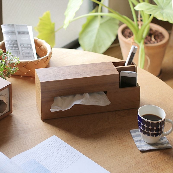 花粉シーズンを楽しむティッシュケースのススメ。