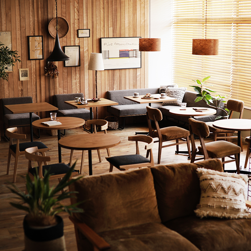 WIRYカフェテーブルの企画経緯とコンセプト設計についてお話します