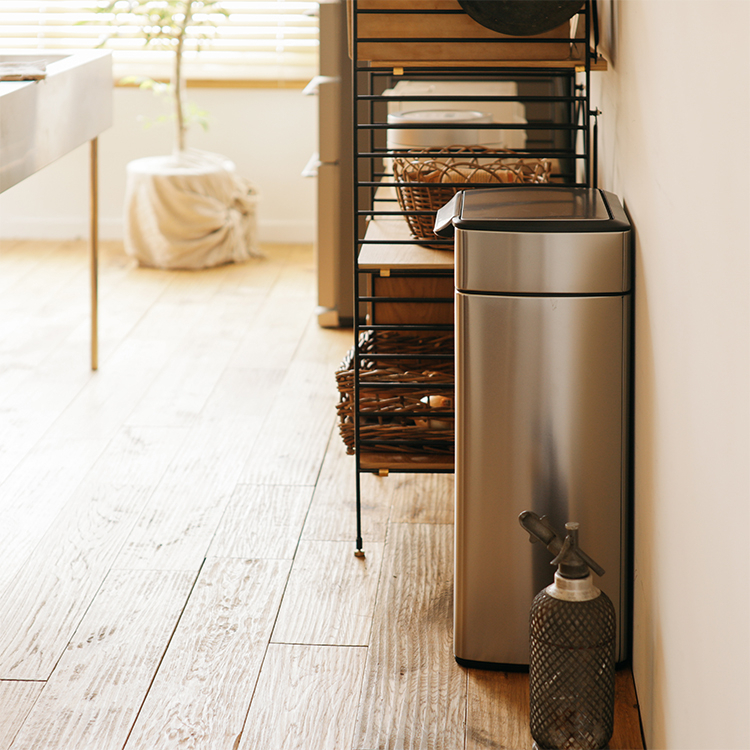 タッチバーダストボックス simplehuman レクタンギュラー 30Lタイプ - 家具・インテリア通販 Re:CENO(リセノ) タッチバーダストボックス simplehuman レクタンギュラー 30Lタイプ - 家具・インテリア通販 Re:CENO(リセノ)