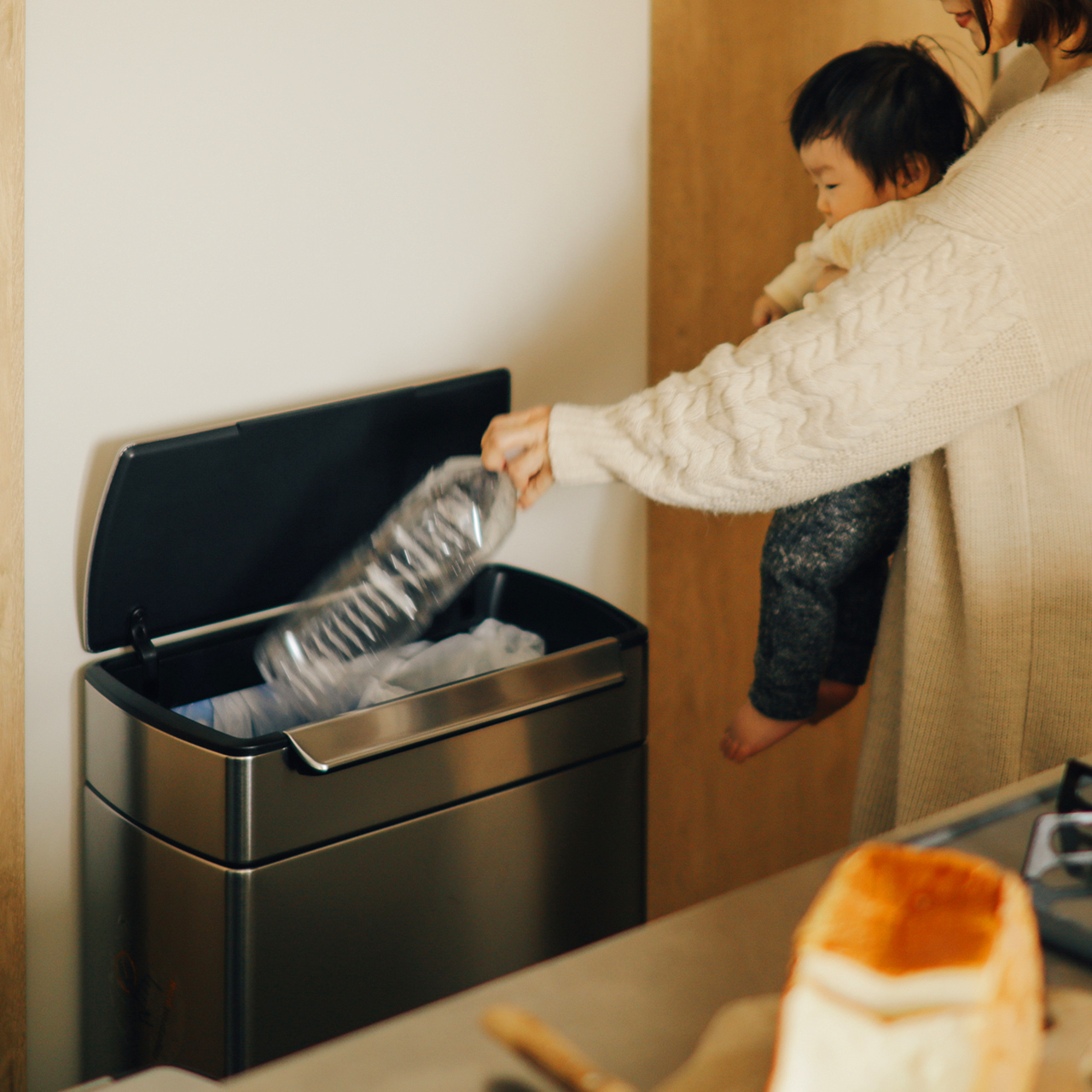 タッチバーダストボックス simplehuman レクタンギュラー 48L