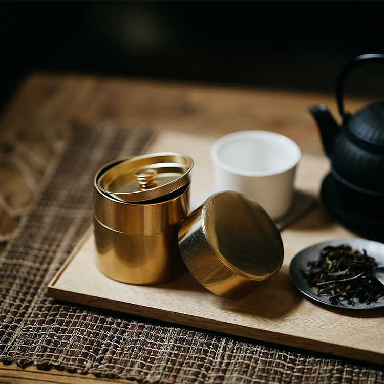楽天市場 茶筒 Syuro 丸缶 日本製 コーヒー缶 保存容器 真鍮 銅 茶道具 収納雑貨 小物入れ おしゃれ あす楽対応 Recenoインテリア 楽天市場 茶筒 Syuro 丸缶 日本製 コーヒー缶 保存容器 真鍮 銅 茶道具 収納雑貨 小物入れ おしゃれ あす楽対応 Recenoインテリア