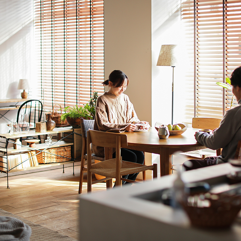 伸長式ダイニングテーブル folk／BR ｜家具・インテリア通販 Re:CENO