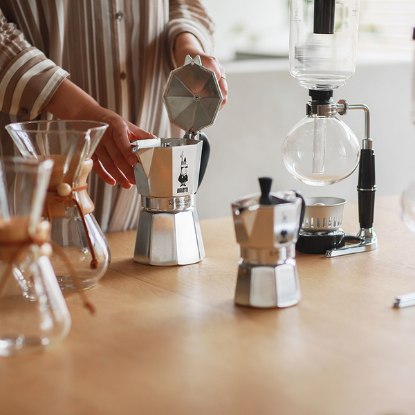 お家カフェタイムがもっと豊かに。バイヤー厳選のコーヒーアイテムをご紹介いたします。