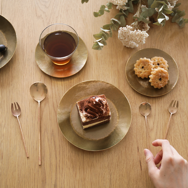 使うたびに愛おしくなる美しい日用品。真鍮クラフト「Lue」の魅力を紐解きます。