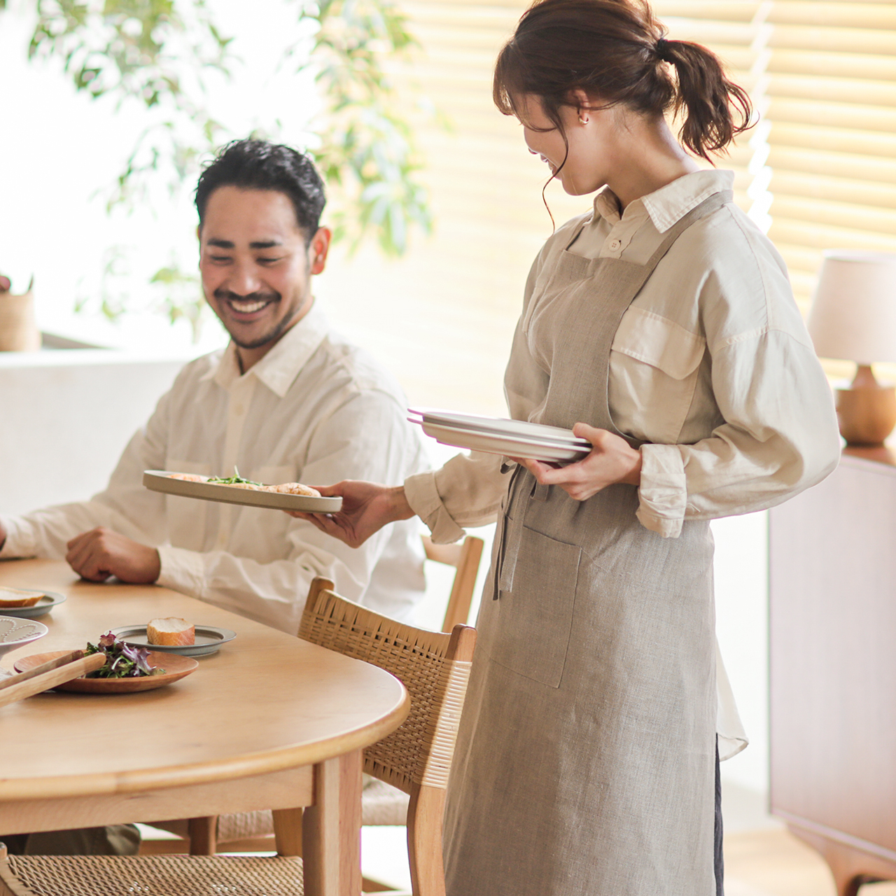 fog linen work リネンフルエプロン ｜家具・インテリア通販 Re:CENO