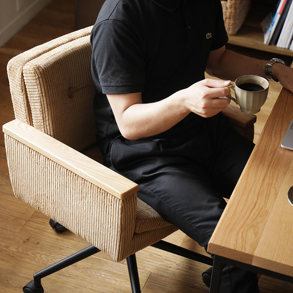 リモートワークのお悩みごと解決。疲れにくいデスクチェアの特徴をご紹介します。