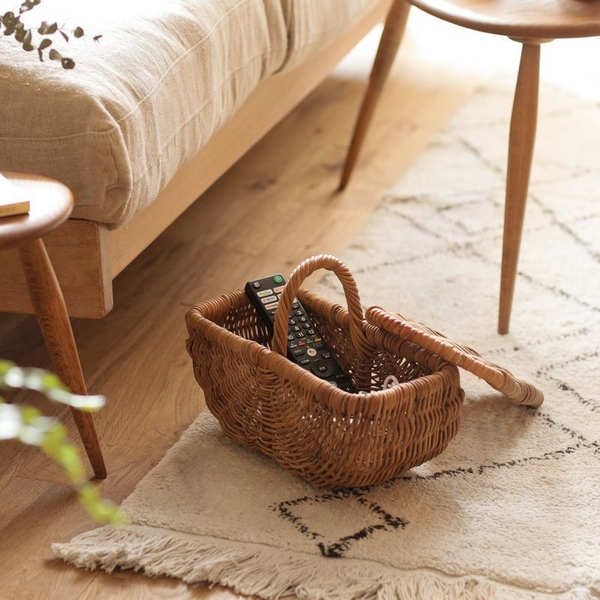 おしゃれにリモコンを収納したい方へ。　すっきり片付く3つのヒント