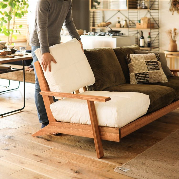 布製ソファーを長持ちさせるには？　メンテナンスとお手入れのコツ