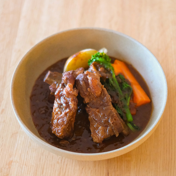 【ほんとうの、美味しいって？】スペアリブのブラウンシチュー