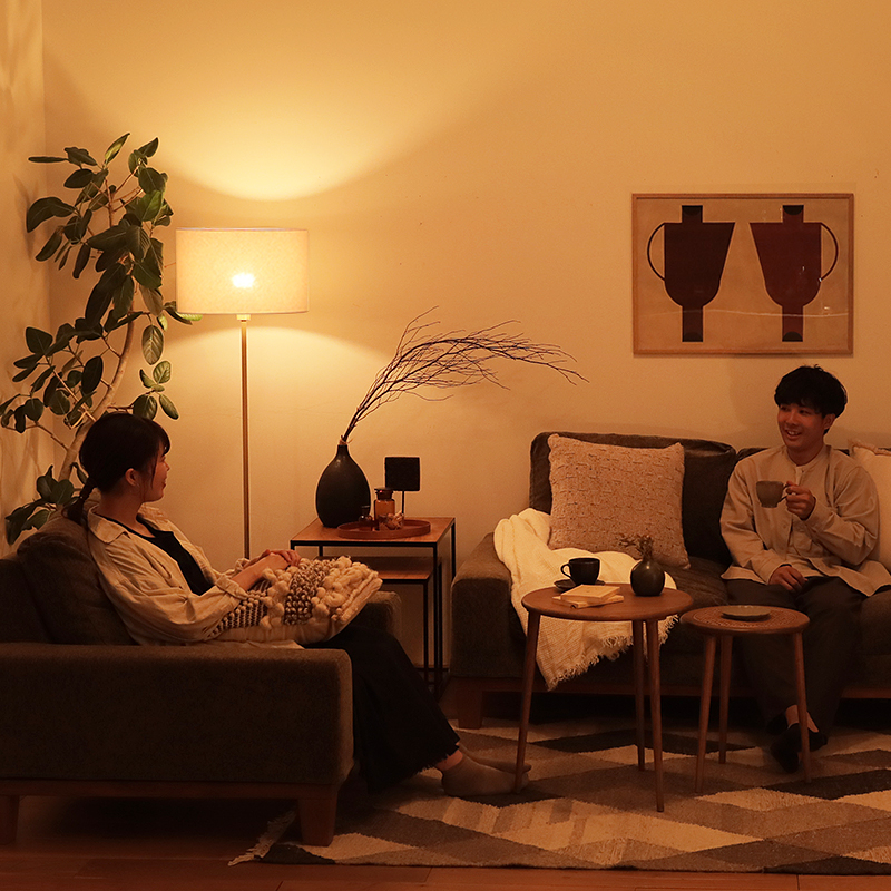 フロアライトLinenMix Oak/Brass FLOOR LIGHTの企画経緯とコンセプト