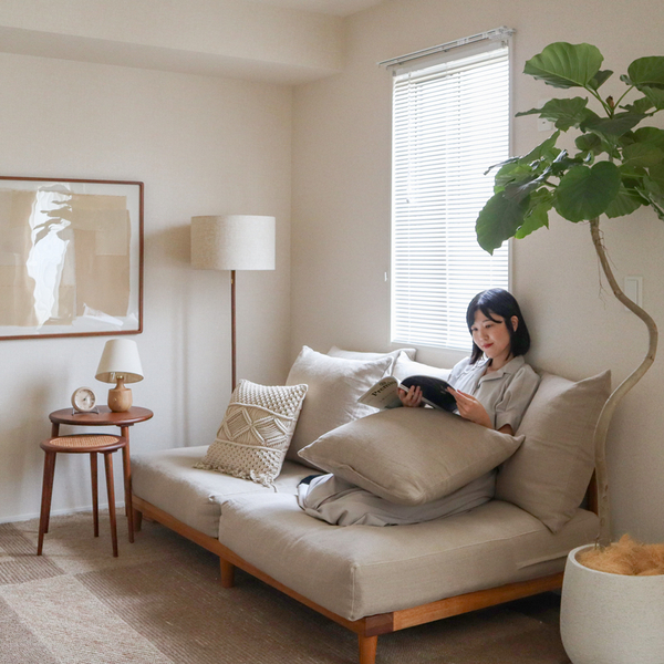 【わたしの愛用品】賃貸リビングで「つっぱり式」のブラインドを使って感じたこと