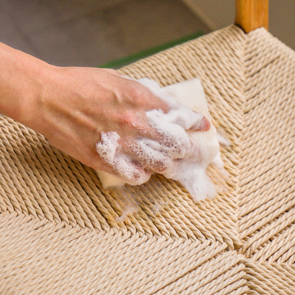 【動画解説つき】ペーパーコードチェアのお手入れ方法を解説！　座面の張り替え時期は？