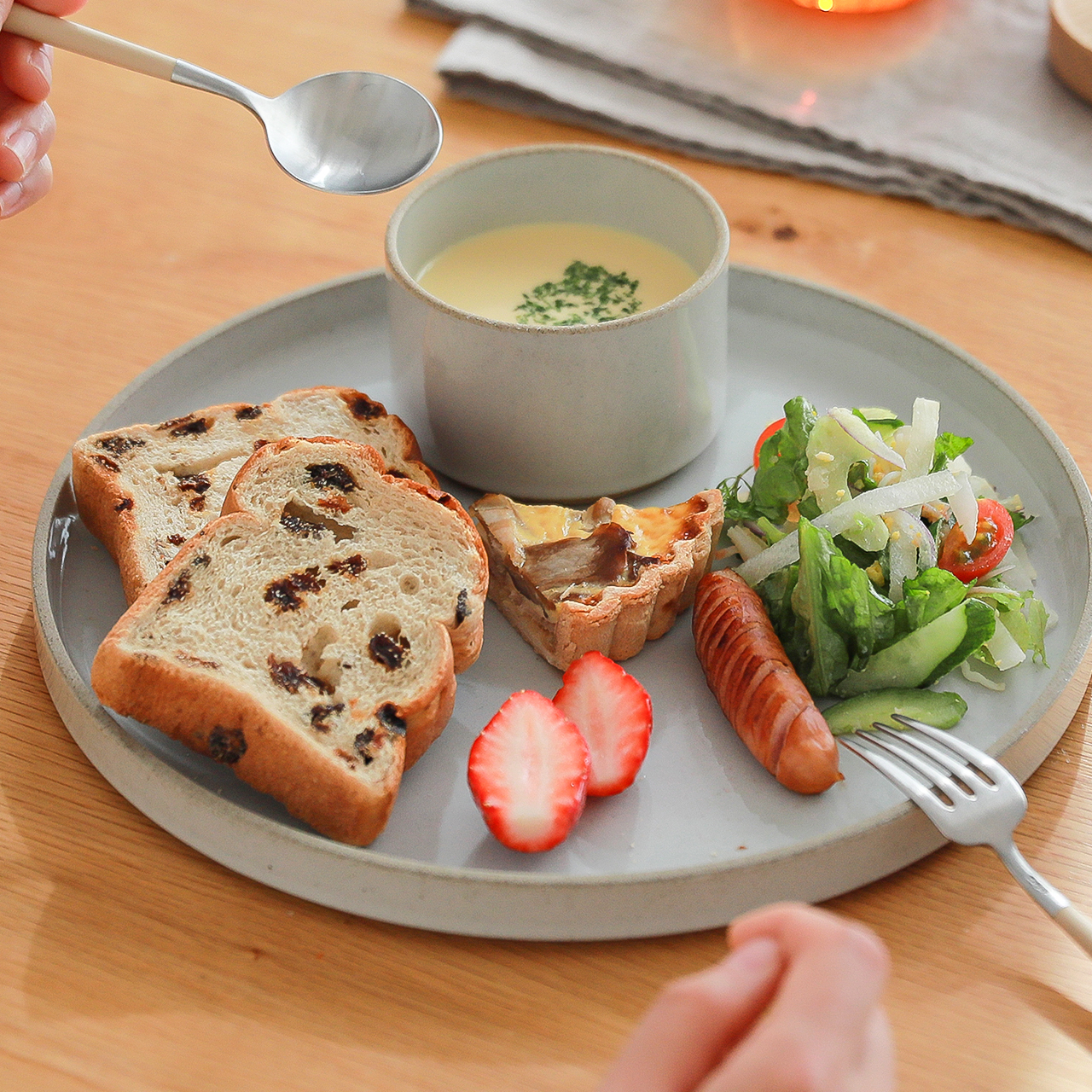 HASAMI PORCELAIN ボウル ブラック／グロスグレー ｜家具・インテリア