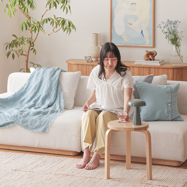 毎日が涼しくなる。 インテリアに夏の色を取り入れるコツや実例をご紹介