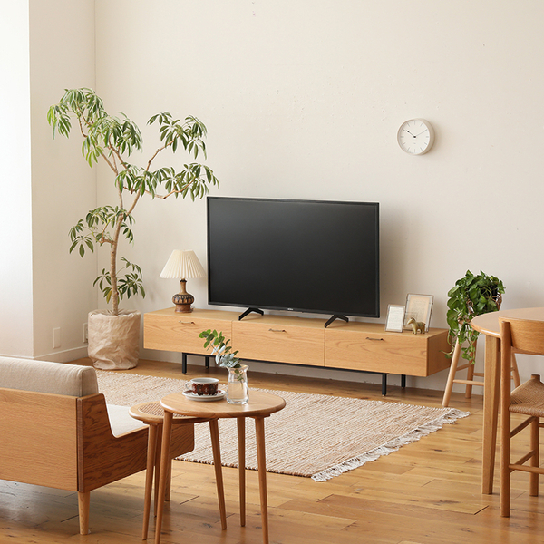 【動画】リビングテレビのレイアウトと生活感問題。解決する5つのテクニックとは？
