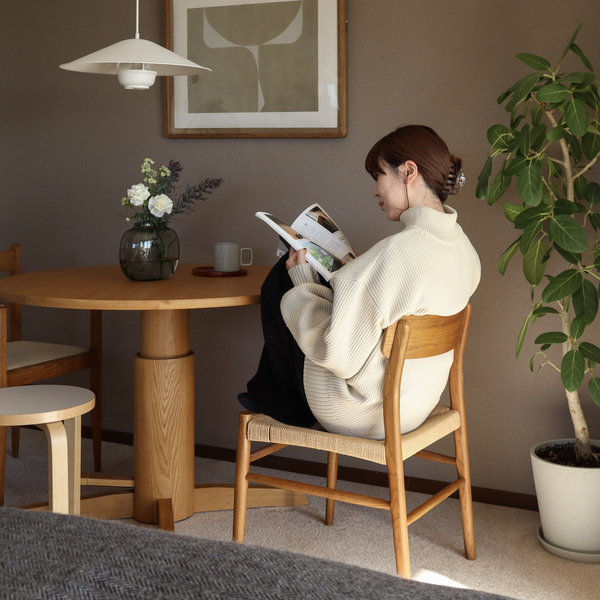 【わたしの愛用品】ダイニングチェア選びに迷ったら。「folk chair」をおすすめしたい理由