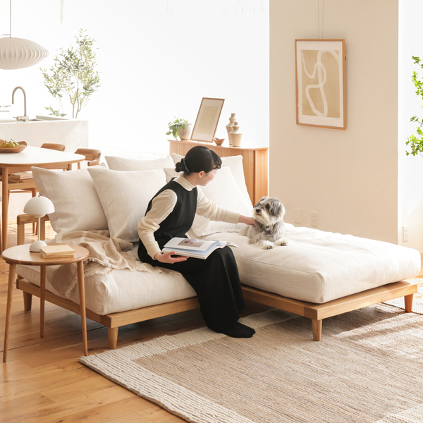 ペットと一緒に暮らしている方へ。「ペット対応生地ソファー」の魅力をご紹介します。