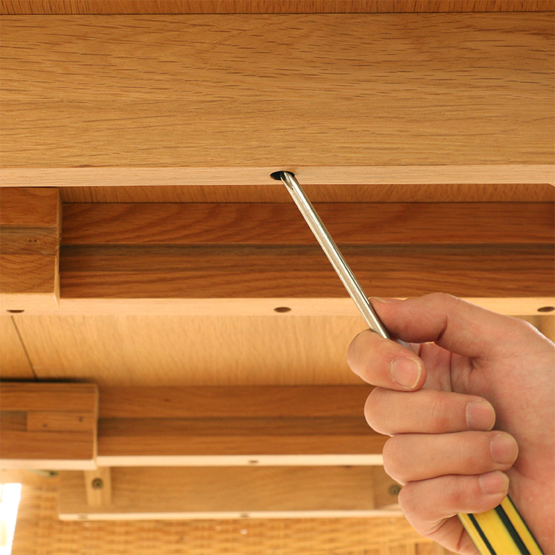 ネジの溝がつぶれて回せないときは 輪ゴムを使った外し方をご紹介します 家具 インテリア Re Ceno リセノ