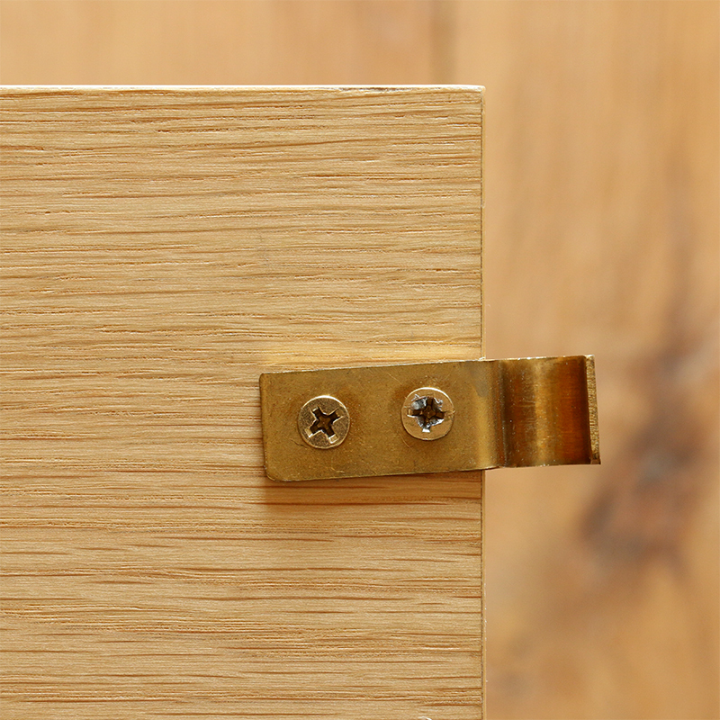 ネジの溝がつぶれて回せないときは 輪ゴムを使った外し方をご紹介します 家具 インテリア Re Ceno リセノ