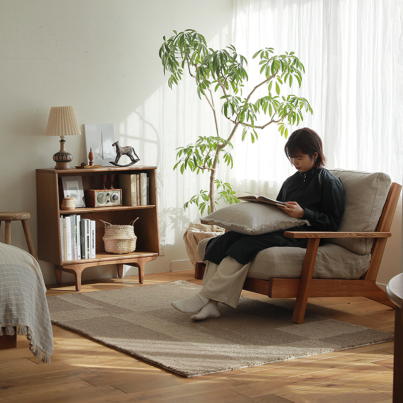 siltabookshelf08.jpg