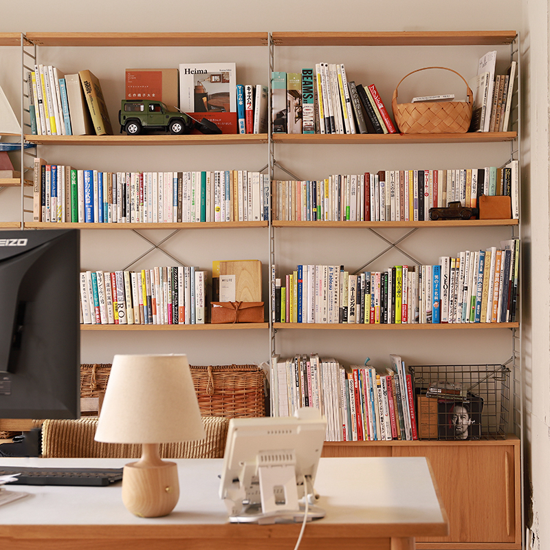 siltabookshelf10.jpg