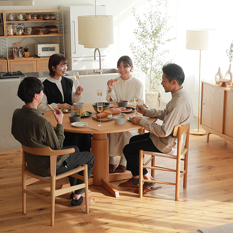 circlediningtable12.jpg