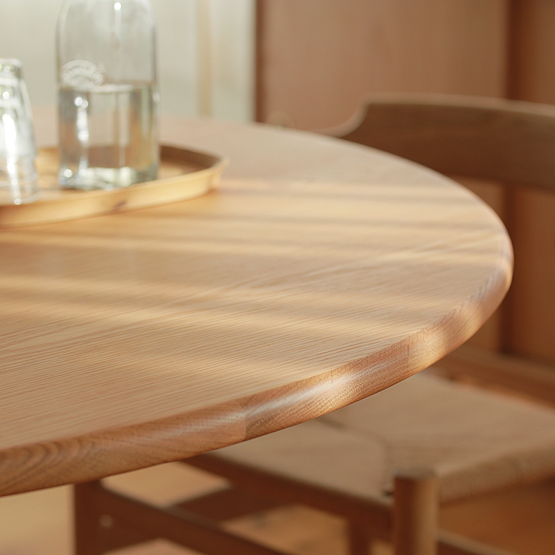 circlediningtable14.jpg