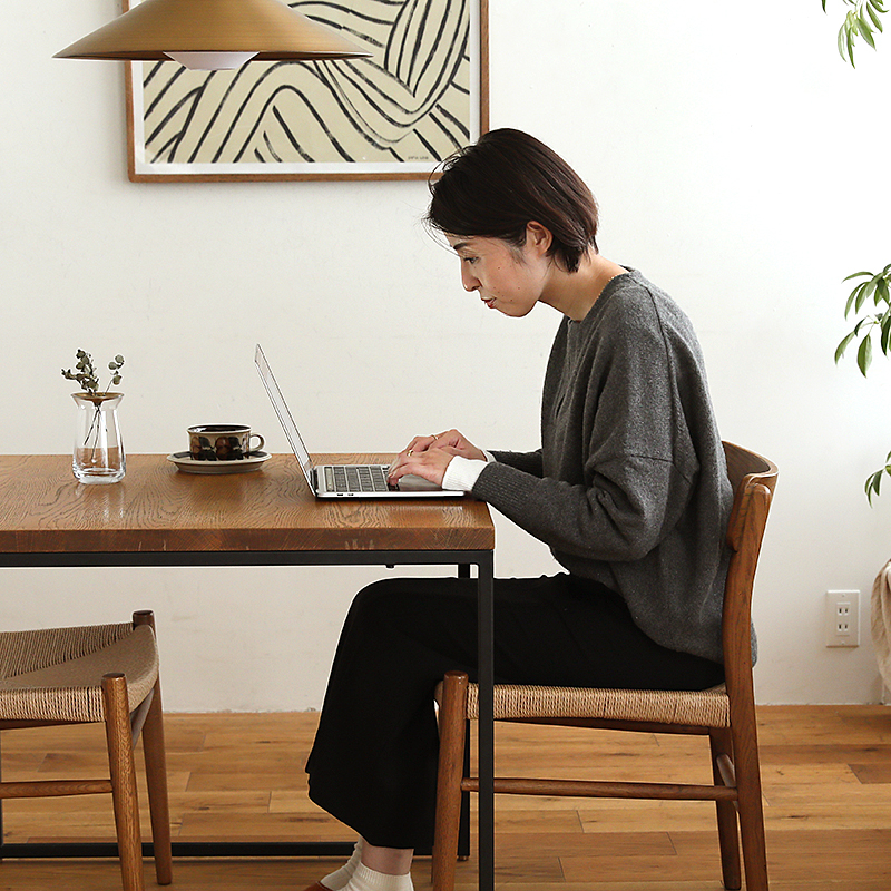 circlediningtable28.jpg