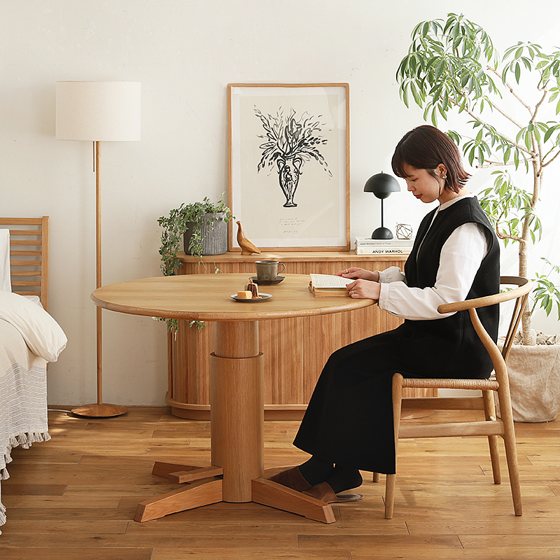 circlediningtable51.jpg