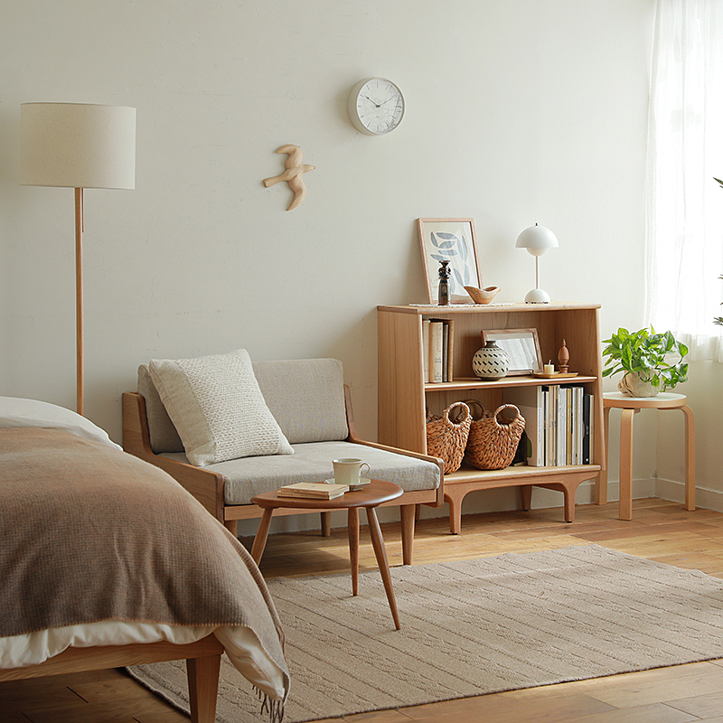 siltabookshelf07.jpg