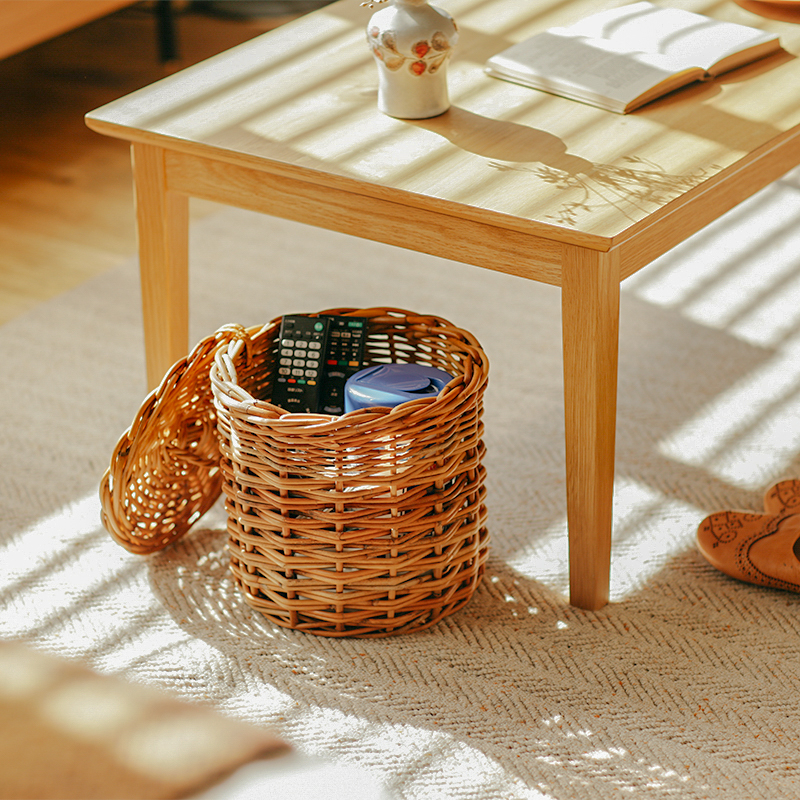 お部屋の中に日差し.jpg