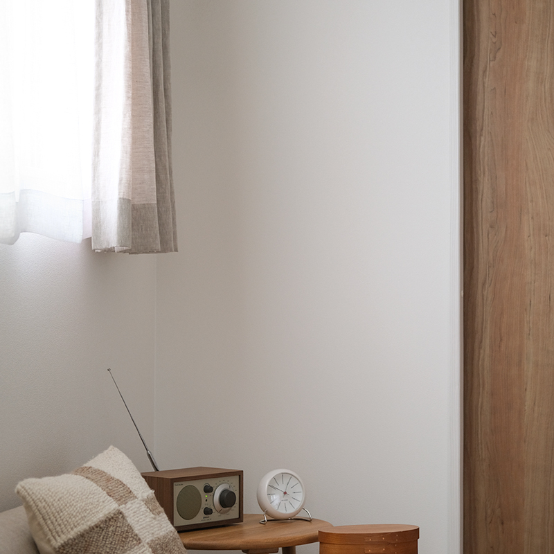 rental_wall_shelf_style1.jpg