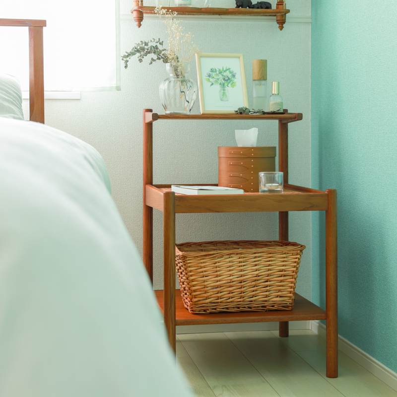 bedroom_rattan_side_table(7).jpg