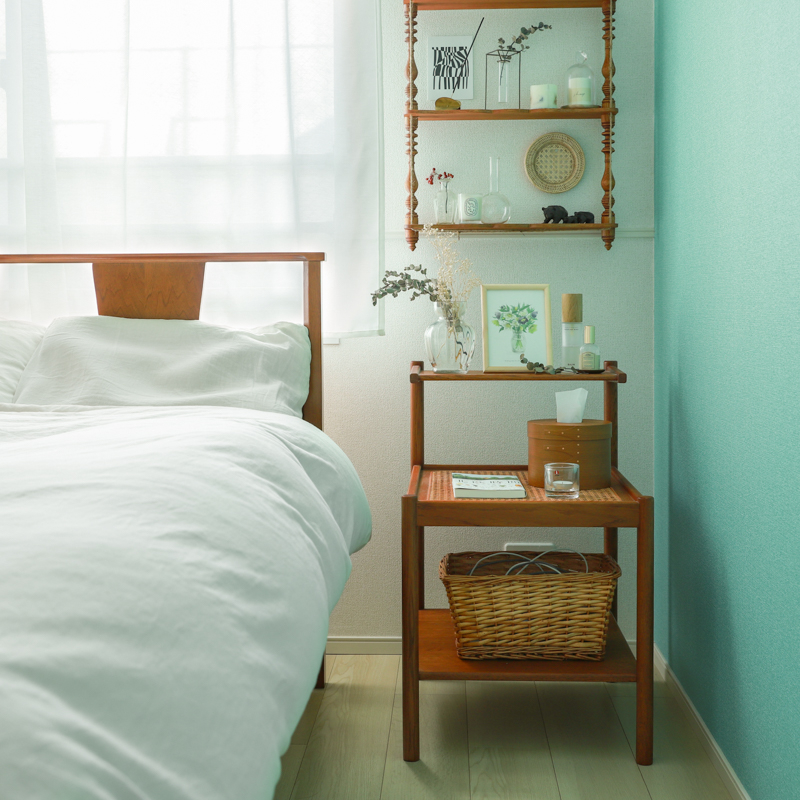 bedroom_rattan_side_table(8).jpg