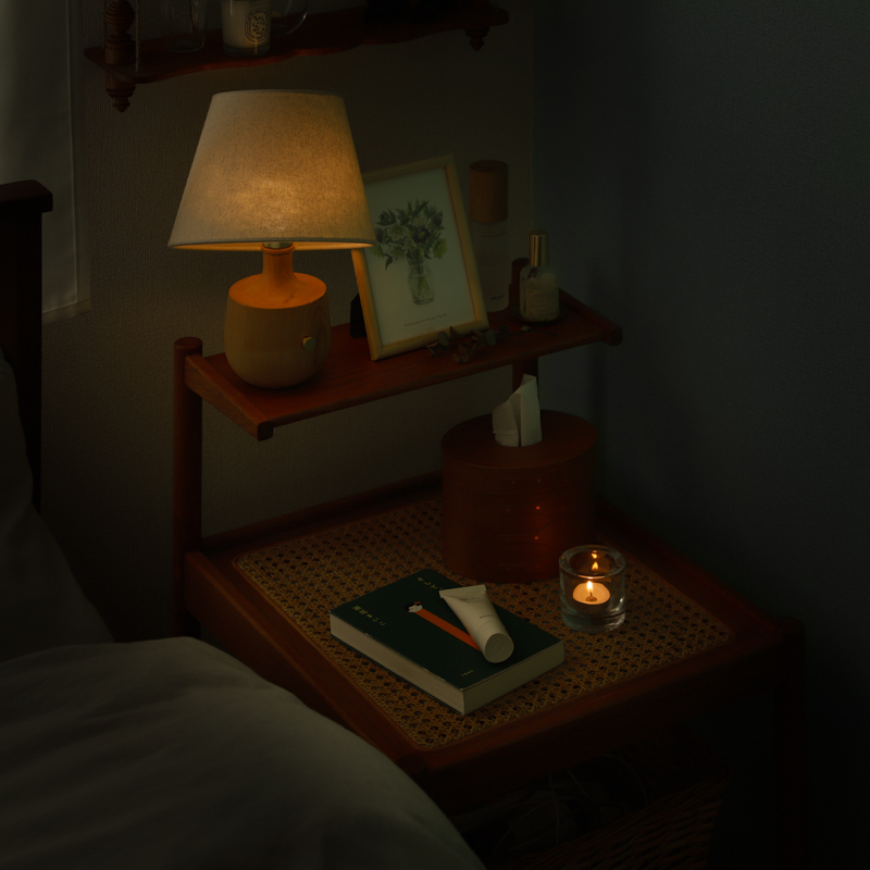 bedroom_rattan_side_table(14).jpg