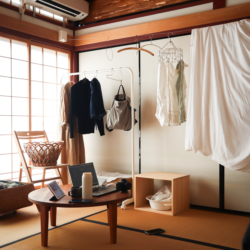 declutter_clothing_storage_8.jpg