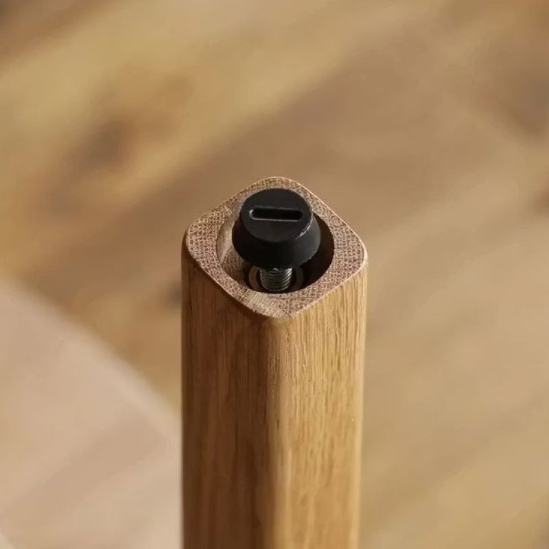 table_and_chair29.jpg