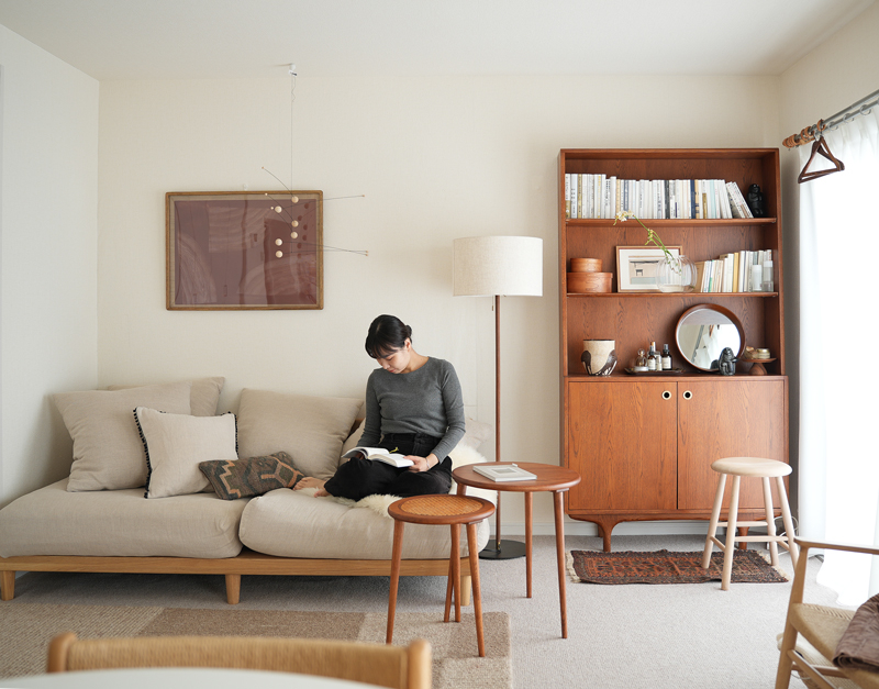 sofa_layout_small_living_14.jpg
