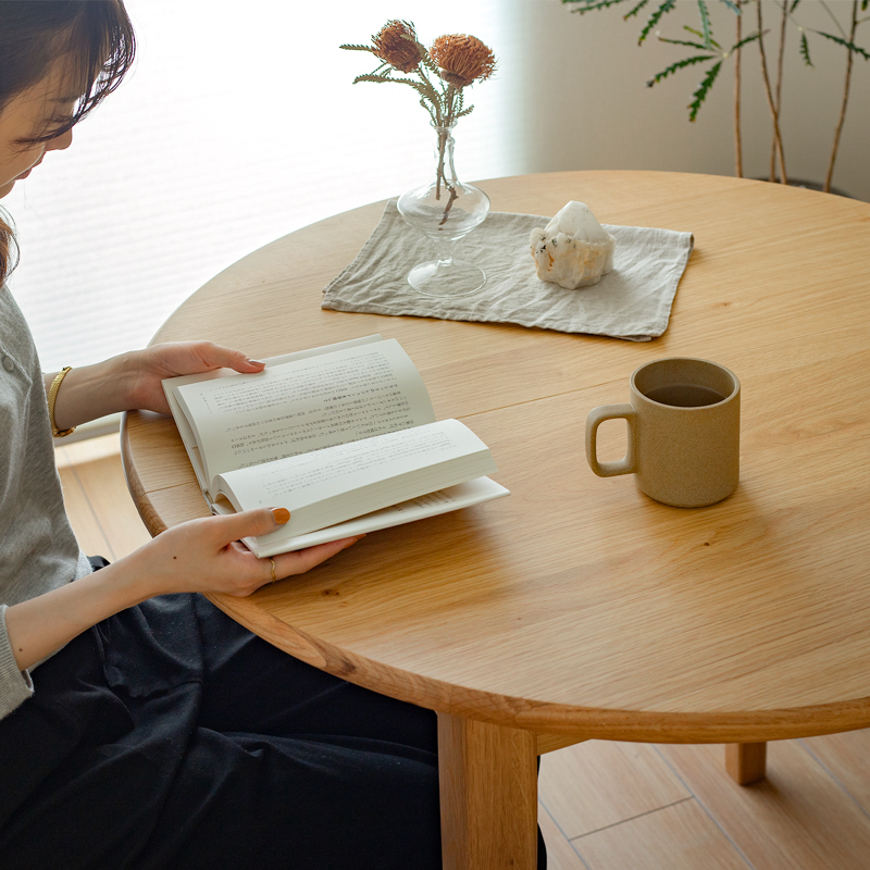 round_dining_table_11.jpg