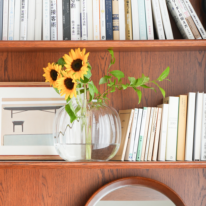 bookshelf_summer_styling_21.jpg