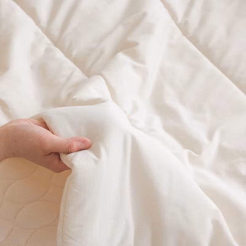 sleep_hot_night_tips9.jpg