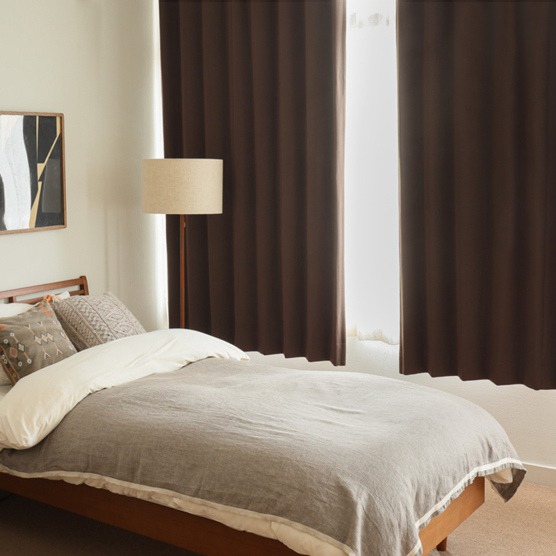 blackout_curtain_bedding_12.jpg