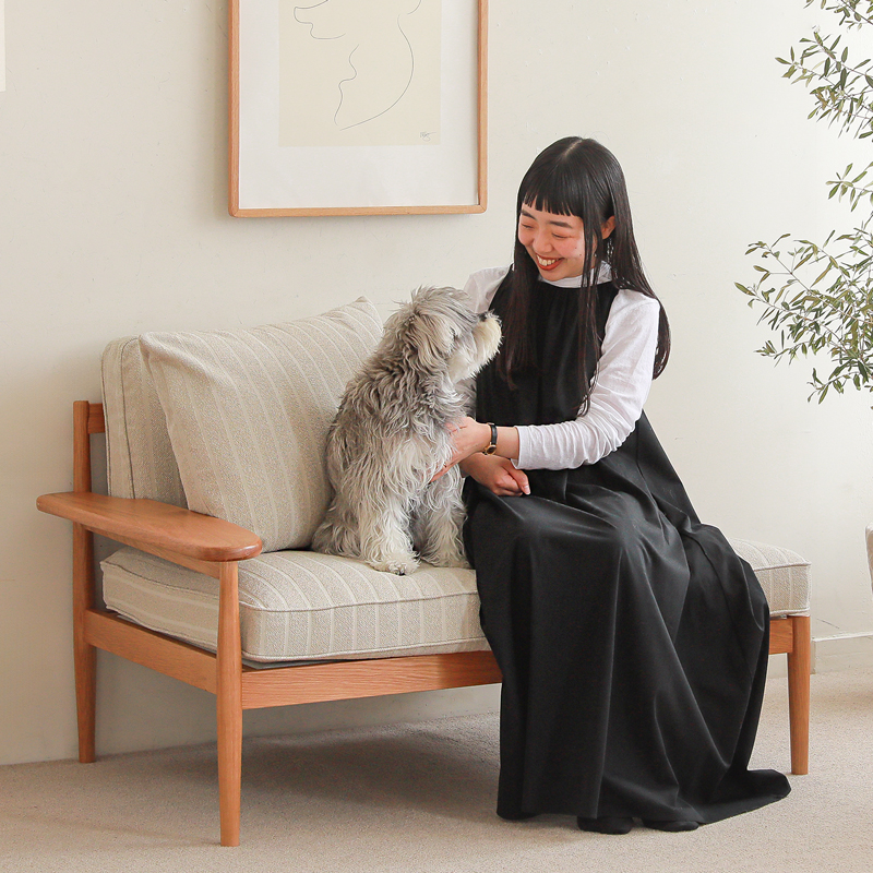 ★人あり1-4_ペットと過ごす（ストライプ）_SPA-along-sofa_1.5人掛け_IMG_10078.jpg
