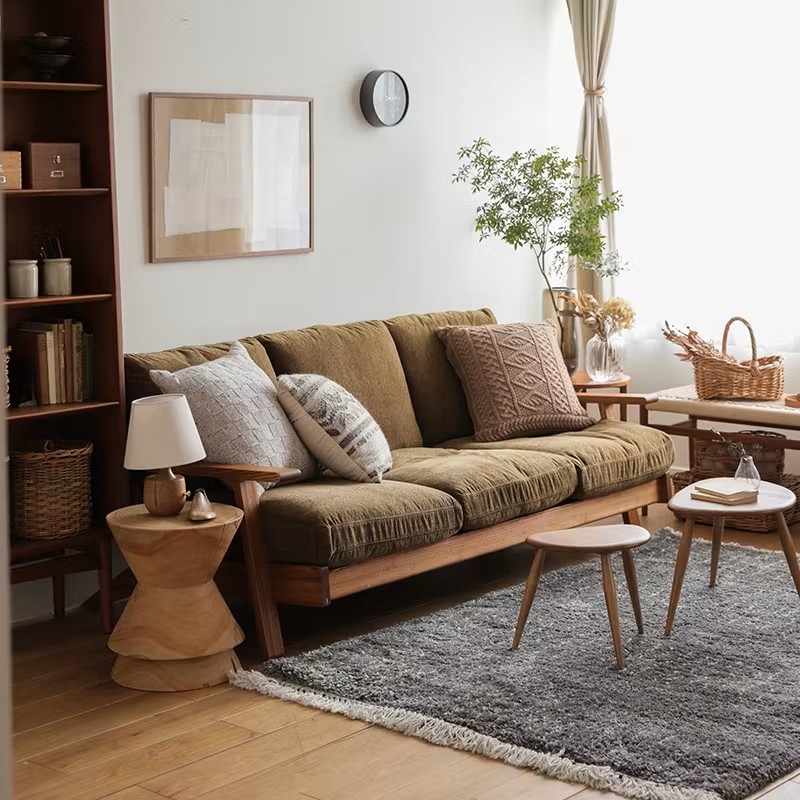 covering_sofa_merit25.jpeg