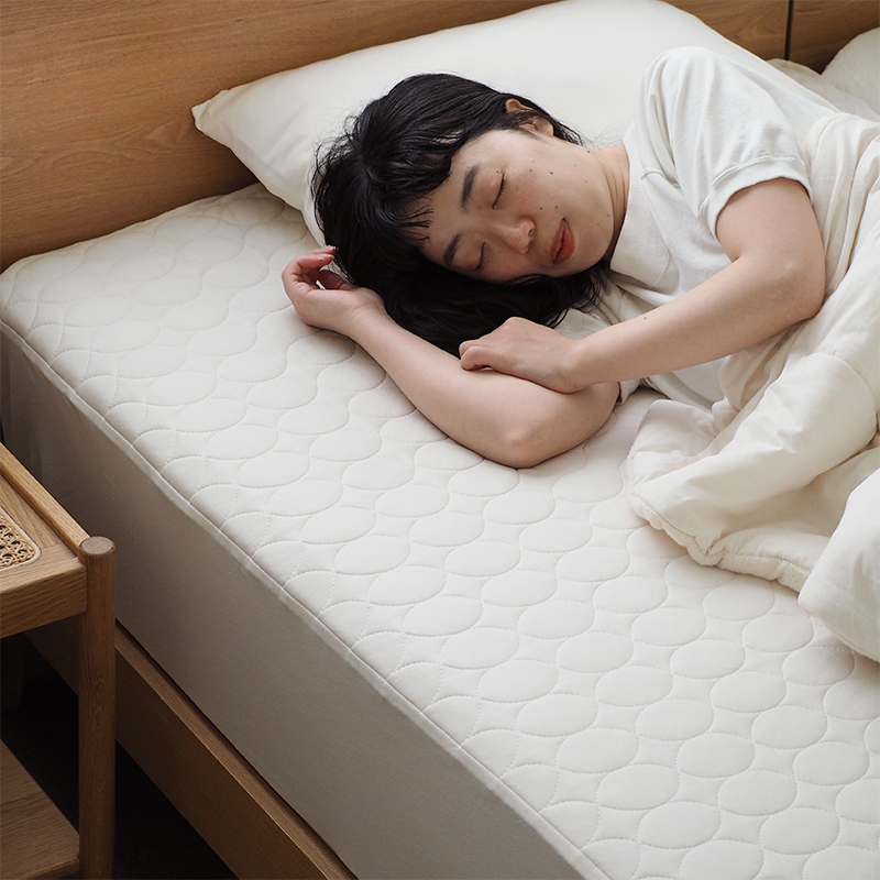 summer_cool_bedding (1).jpg
