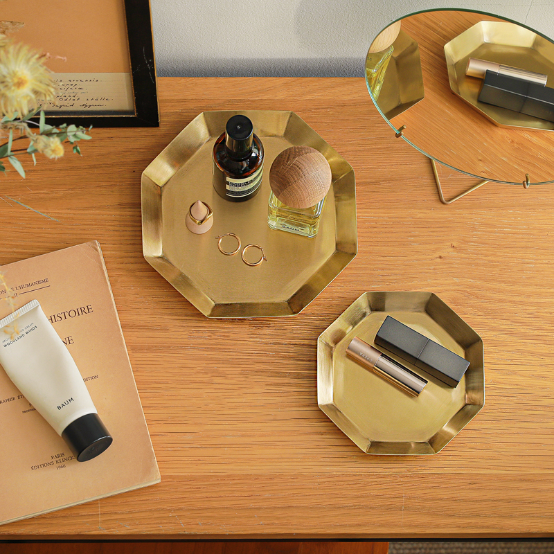 brass-tr_商品画像_★3-2_八角SM2つ使い_fog真鍮トレー_247A8272.jpg