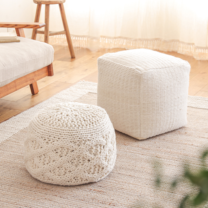 ★正方形_メイン※★1-1共通-POUF-form追加_1T9A0268.jpg