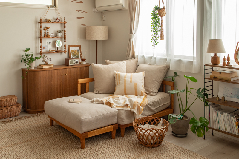 sofa_ottoman_interior10.jpg