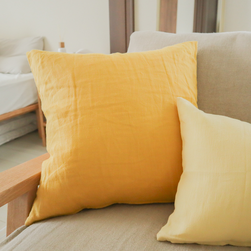 linen_cushion_yellow (26).jpg